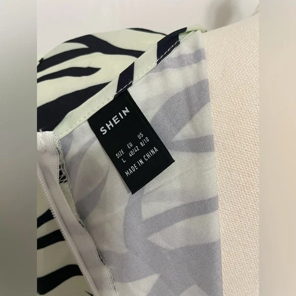 SHEIN Black and White Asymmetrical Bodycon Dress - Picture 10 of 10